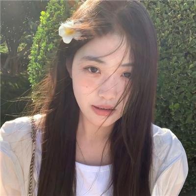 窗外有蓝天